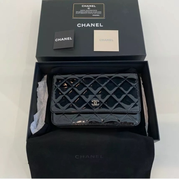 CHANEL BLACK PATENT LEATHER WALLET ON A CHAIN NEW IN BOX! - Picture 2 of 16